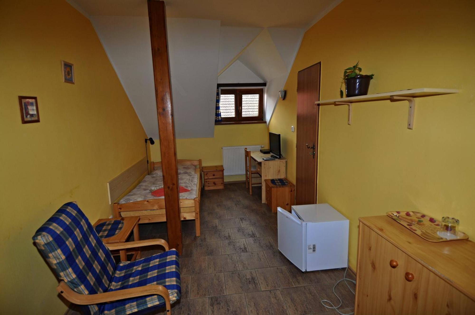 Hotel Na Hradbach لوني الغرفة الصورة