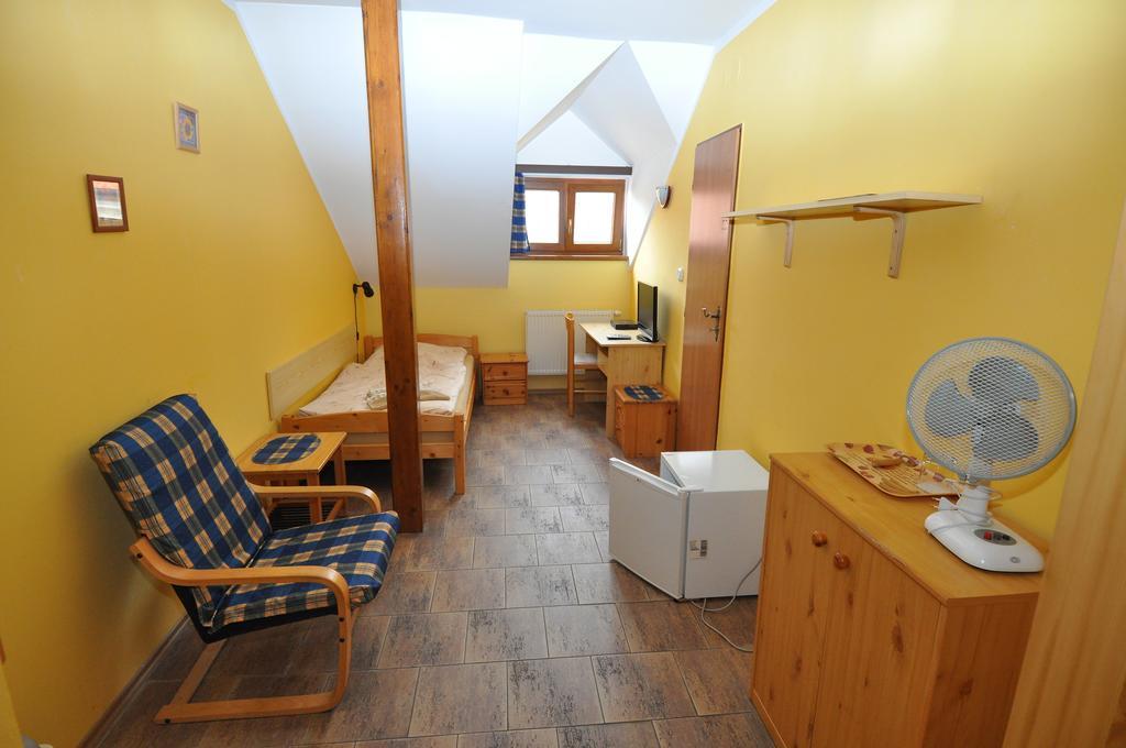 Hotel Na Hradbach لوني المظهر الخارجي الصورة