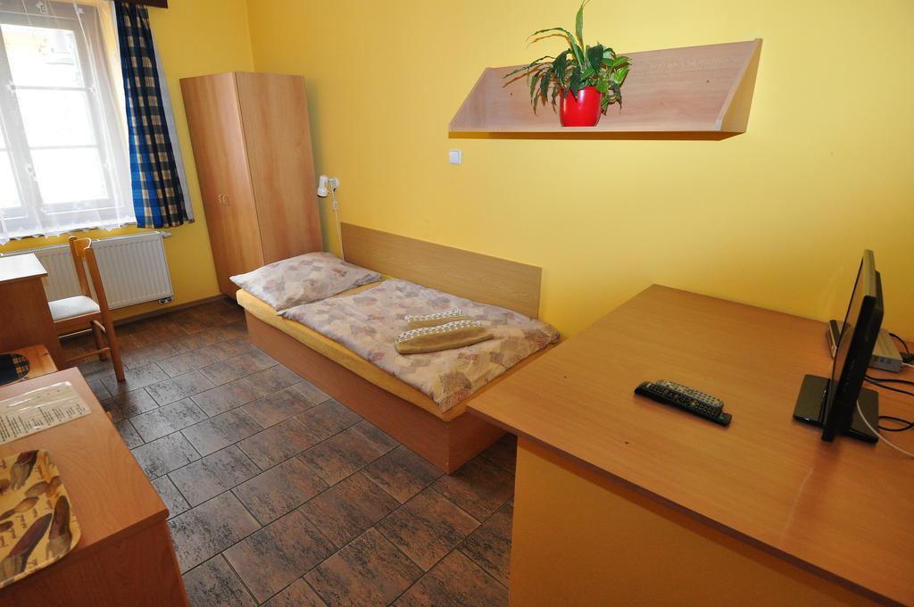 Hotel Na Hradbach لوني المظهر الخارجي الصورة